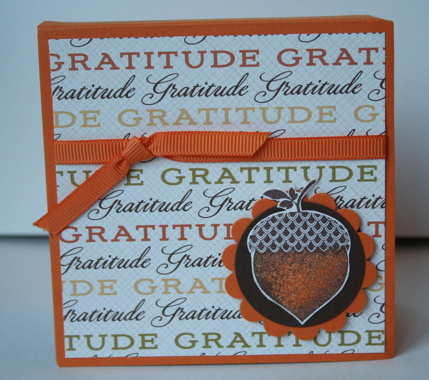 Stamps: First Fruits (PTI)<br />
Paper: Pumpkin Pie (SU!), Dark Chocolate, Vintage Cream, First...