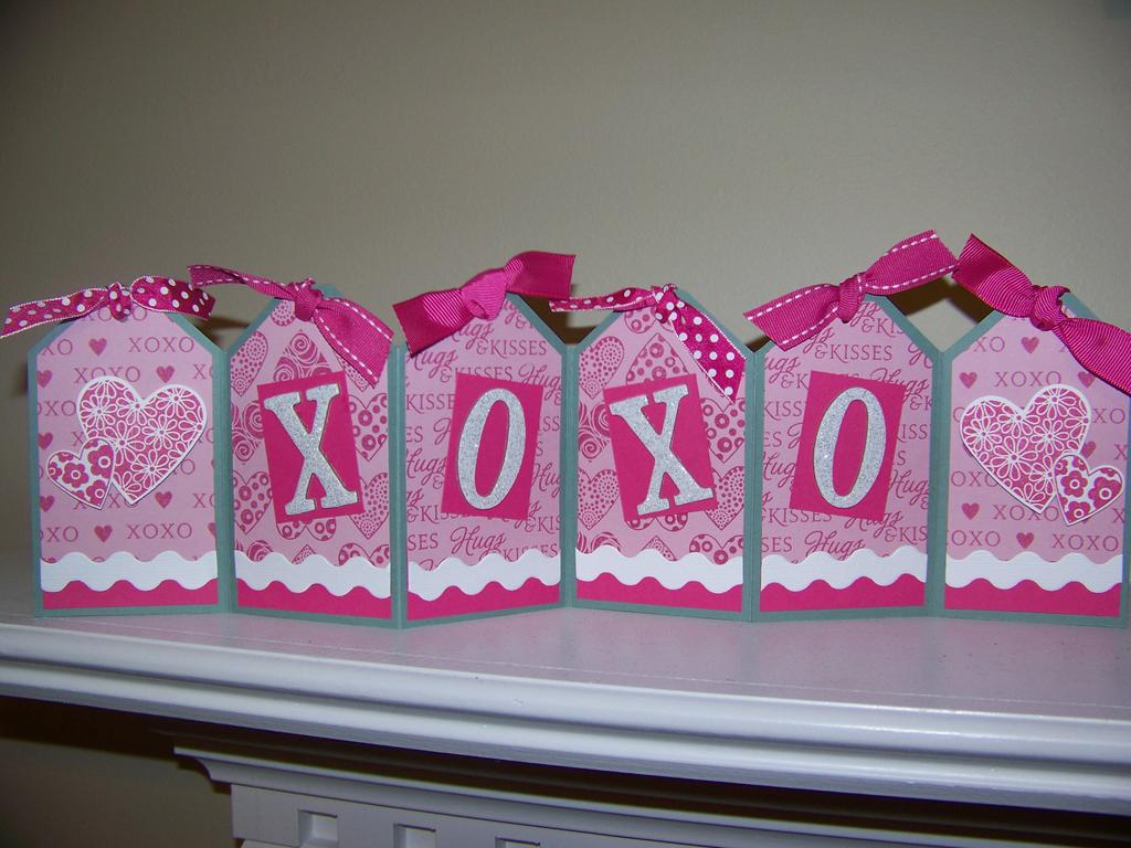 Valentines Day Accordion Tags - Heart Prints
