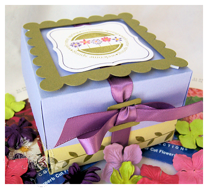 Welcome Spring side view<br />
<br />
Welcome Spring Flower Pot Box<br />
<br />
I designed...