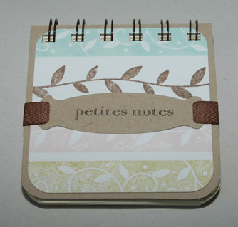 Stamps : beyond basics borders<br />
Inks : aqua mist / sweet blush / spring moss<br />
<br />...
