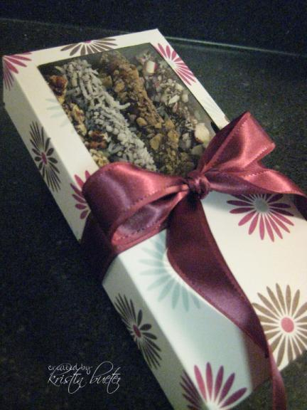 Floral Frenzy - Pretzel Box