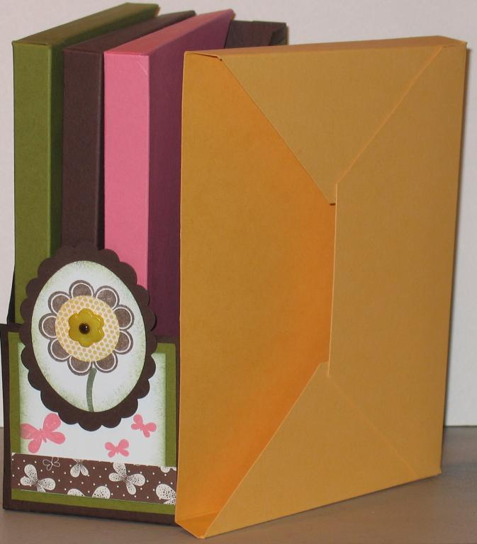 Stamps: Floral Frenzy, Butterfly Kisses<br />
Paper: Dark Chocolate, Basic White, Ripe Avocado,...