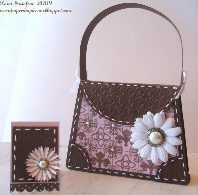 This cute little gift purse is a custom wrapper for the standard white 3.5x3.5 jewelry box you...