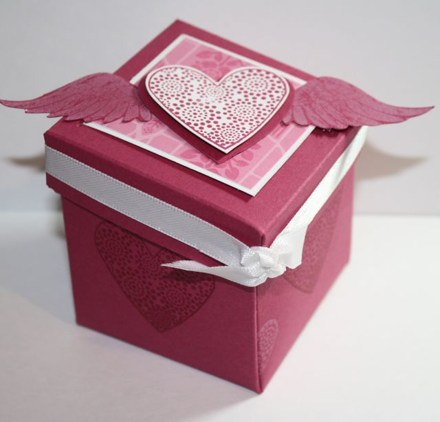 Heart prints explosion box