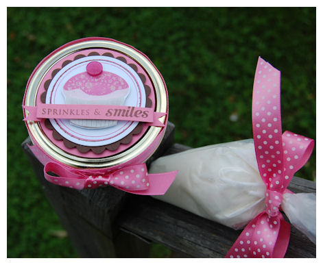 Supplies:<br />
<br />
 My Timeless Template: Pack a Picnic<br />
<br />
Stamps: Cupcake...