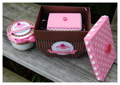 Supplies:<br />
<br />
 My Timeless Template: Pack a Picnic<br />
<br />
Stamps: Cupcake...