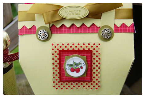 Supplies:<br />
<br />
My Timeless Template: Pack a Picnic<br />
<br />
Stamps: Vintage...