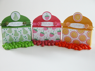 Stamps: Fruitful<br />
TEMPLATE: Rounded Wrap-Up<br />
Pear Box:<br />
Paper: New Leaf,...