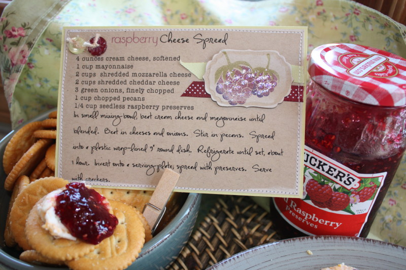 stamps:  Fruitful &amp; Fruitful Sentiments<br />
paper:  Kraft, Spring Moss<br />
inks:...