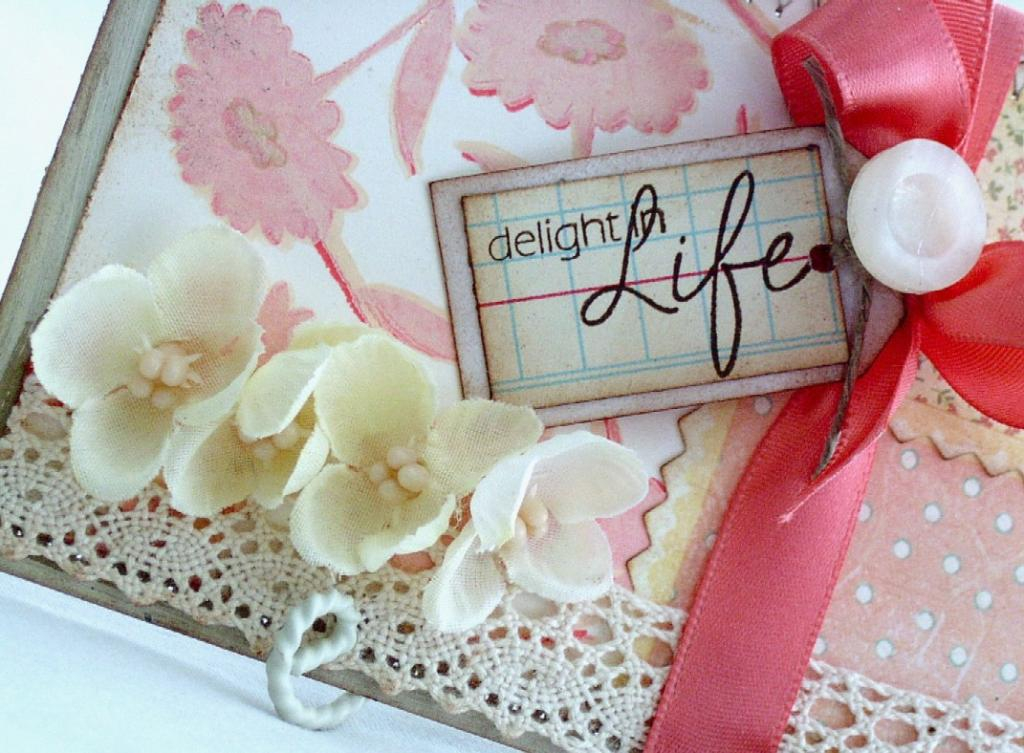 Papertrey Ink Supplies Used:<br />
Stamps:<br />
Life<br />
Paper:<br />
Kraft and Vintage...