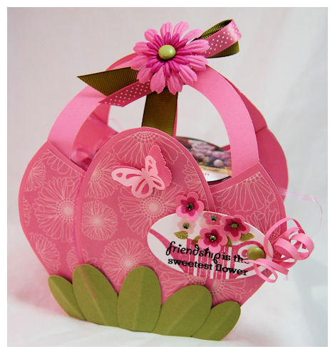 Given the template name, I created a flowering bloom for my Pretty Petal Pocket! I felt that it...