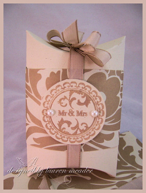 Elegant Pillow Box