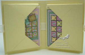 Mom Card Folder Open