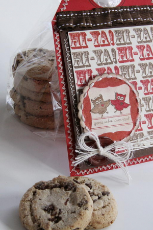 Say it with Style Giant Tag Close-Up