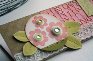 Lisa Johnson - Blooming Button Bits