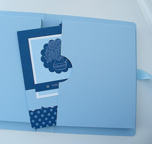 2010_0211bluedot0022