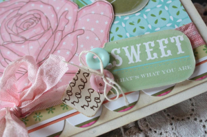 Sweet Roses Card-closeup