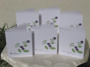 Set of six Blooming Button Bits thank-you notes