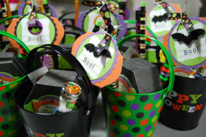 more Halloween buckets