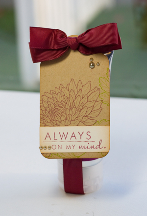 Lisa Johnson- Year of Flowers: Mums