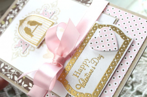 Bird Cage Valentine Close Up