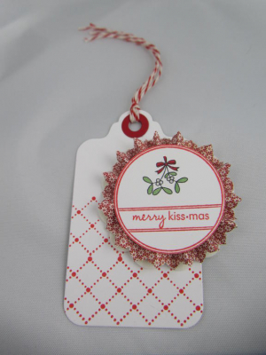 Merry Kissmas Tag