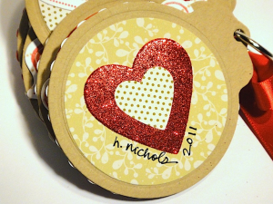 Valentine Mini Scrapbook back