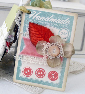 Vintage Style Button Card Mini Album