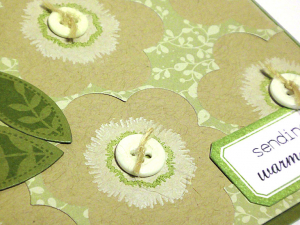 Sending Button Flowers Card - detail