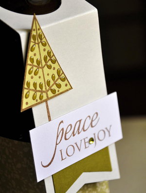 Peace Love Joy Bottle Tag Detail