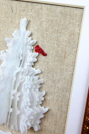 Treetops Glisten birdie