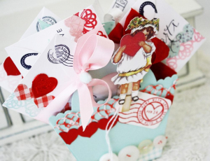 Two Hearts Pocket and Love Notes