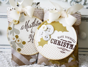 Mistletoe & Holly Gift Bags and Tags