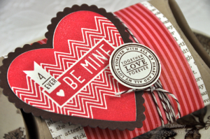 BE MINE pillow box detail