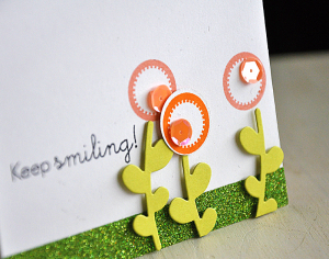 Keep Smiling! Detail