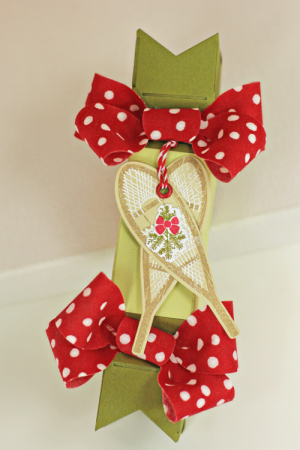 Erin Lincoln - 2 Feet Deep