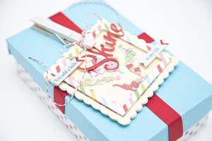 Shaker Gift Box