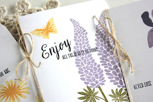 Flower Notecard Trio - detail