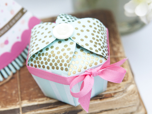 Cupcake Favor Box