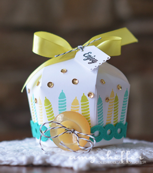 Cupcake Favor Box