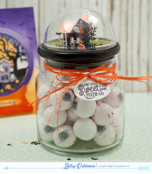 Spook-Manor-eyeball-jar