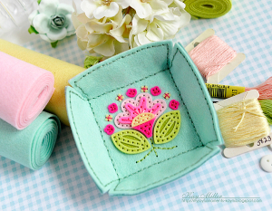 Stitched Square Tray with Folk Flowers
