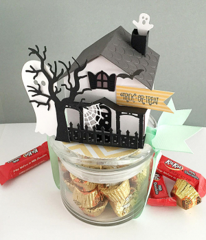 Danielle Flanders - Dress Up Dolls: Halloween