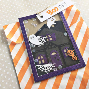 Haunted House Shaker Tag - detail
