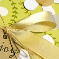 Daisy Wreath Card - detail