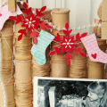 Wooden Spool Picture Frame with Stocking Banner
