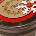 Wreath Tag Gift Container - detail