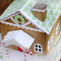 Gingerbread House Ornament Top